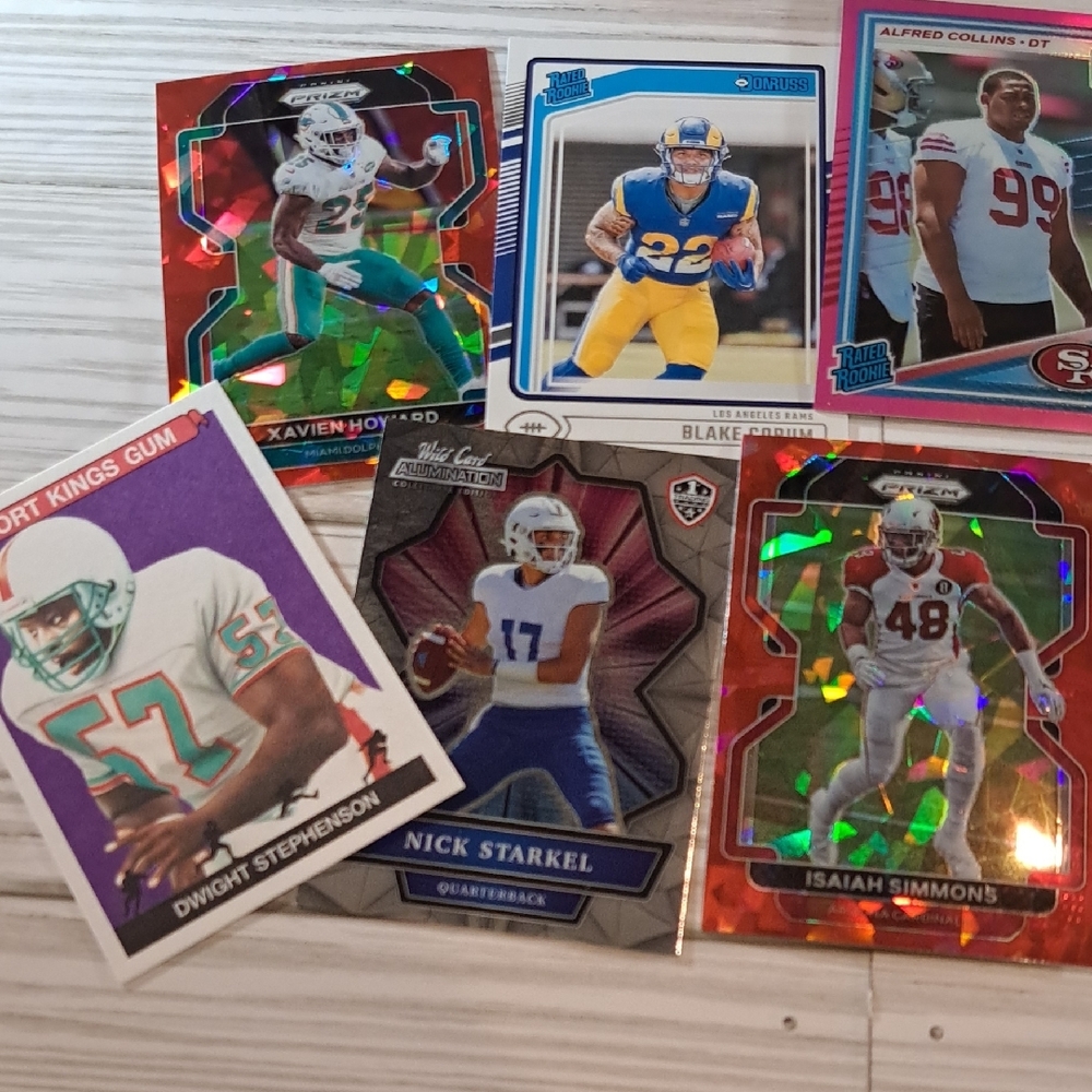 Assorted Sports Trading Cards Collection - Picture 2 of 4